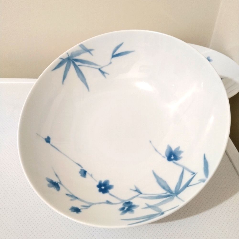 Calvin Klein Salad Bowl